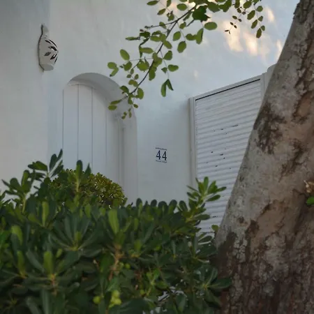 44 Holiday home *